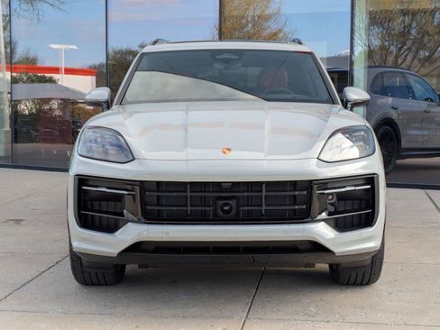 New 2026 Porsche Cayenne GTS image 6