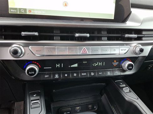 Certified 2023 Kia Telluride S image 13