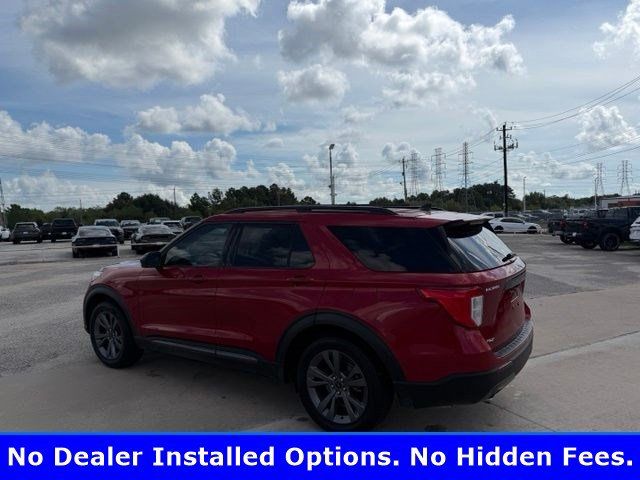 Used 2022 Ford Explorer XLT w/ Equipment Group 202A RWD image 2
