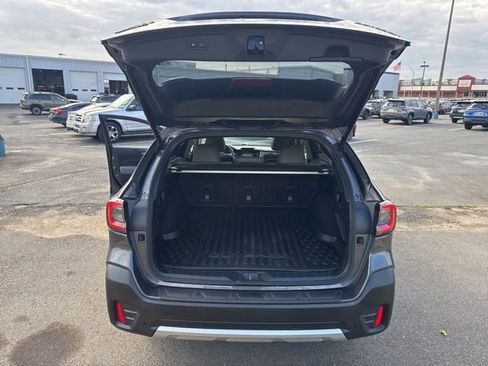 Used 2022 Subaru Outback Limited w/ Popular Package #2 image 16
