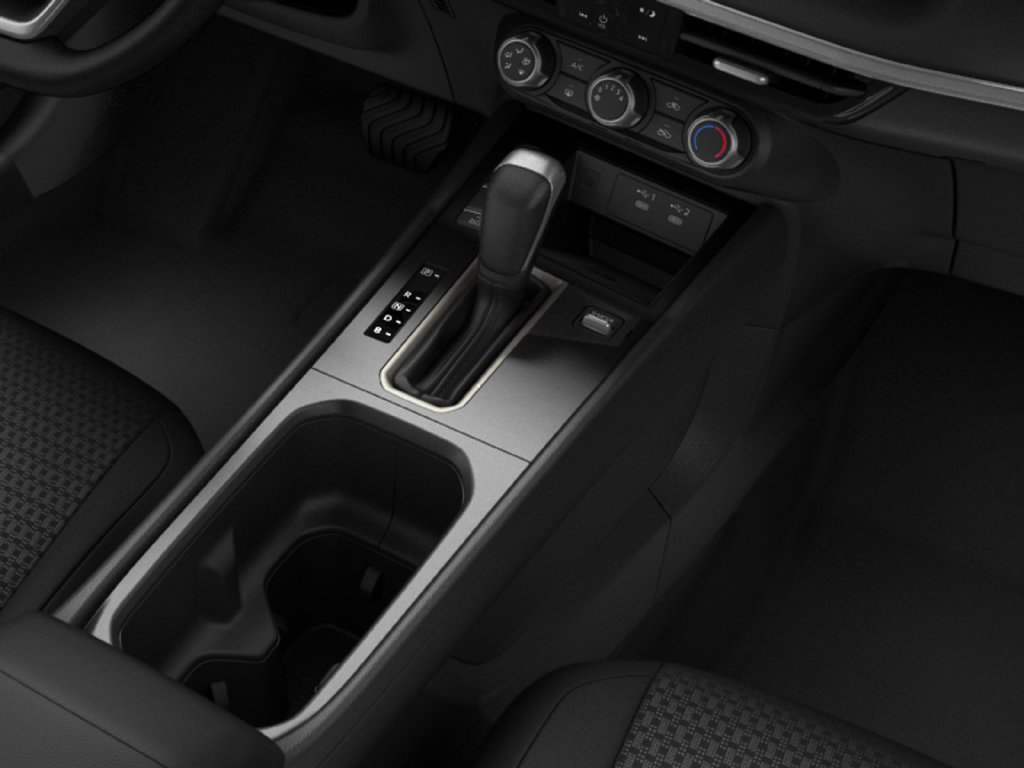 New 2027 Nissan Kicks S FWD image 9