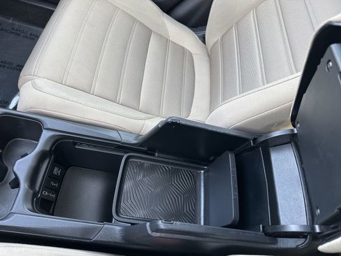 Used 2019 Honda CR-V EX image 50