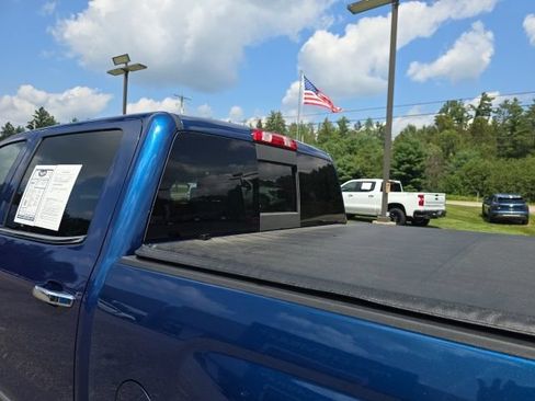 Used 2018 Chevrolet Silverado 2500 High Country AWD/4WD image 12