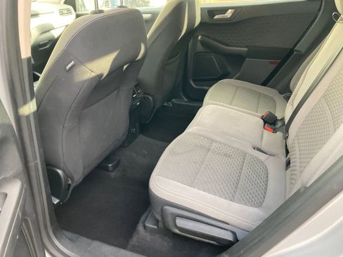 Used 2020 Ford Escape SE image 29