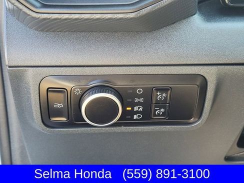 Used 2025 Ford Mustang Coupe image 23