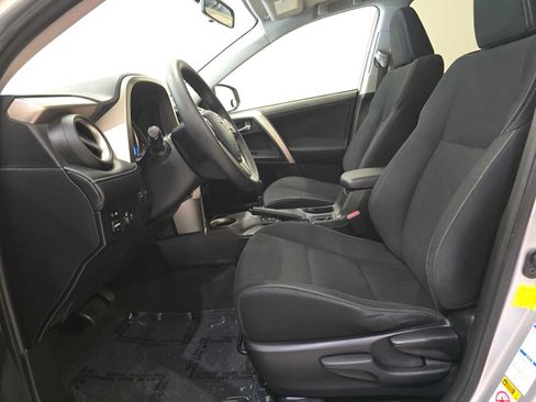 Used 2015 Toyota RAV4 XLE AWD/4WD image 19