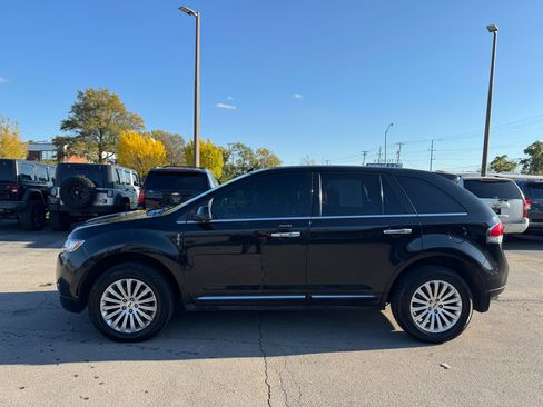 Used 2013 Lincoln MKX AWD image 6