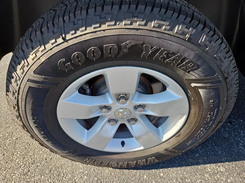 Certified 2020 RAM 1500 Tradesman w/ Popular Equipment Group RWD image 20