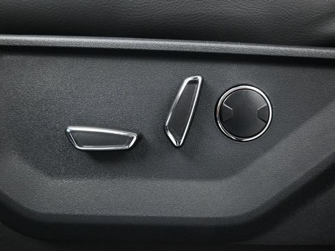 New 2025 Ford F150 Lariat w/ Equipment Group 502A High image 11