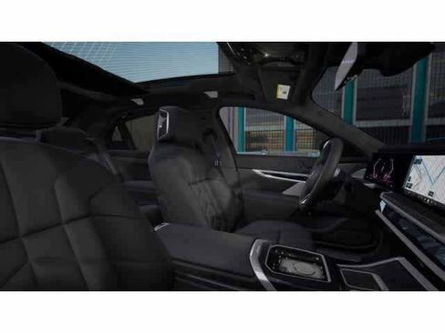 New 2026 BMW i7 xDrive60 AWD/4WD image 9