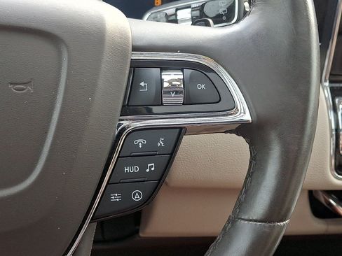 Certified 2024 Lincoln Navigator Reserve AWD/4WD image 21