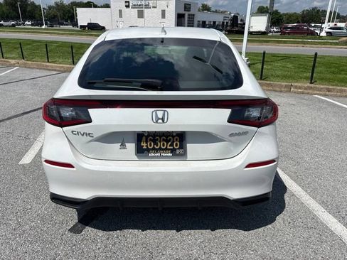 Used 2024 Honda Civic Sport image 2