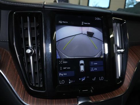 Used 2019 Volvo XC60 T8 Inscription w/ Advanced Package AWD/4WD image 30