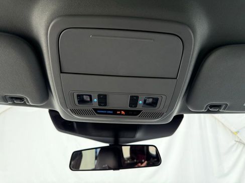 Used 2023 Ford Explorer XLT w/ Equipment Group 202A image 42