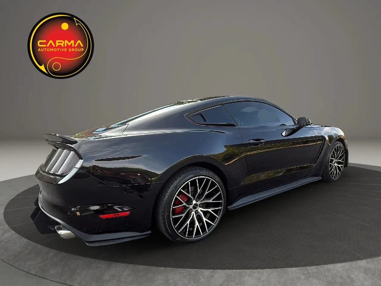 Used 2017 Ford Mustang GT Premium w/ Equipment Group 401A RWD image 6