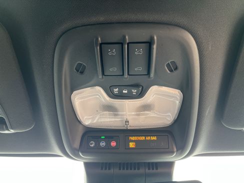 Used 2023 GMC Canyon AT4 w/ AT4 Premium Package image 20