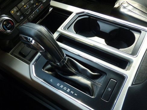 Used 2016 Ford F150 Lariat w/ Equipment Group 502A Luxury image 30