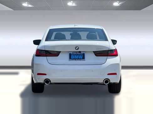 Used 2025 BMW 330i Sedan w/ Convenience Package image 9