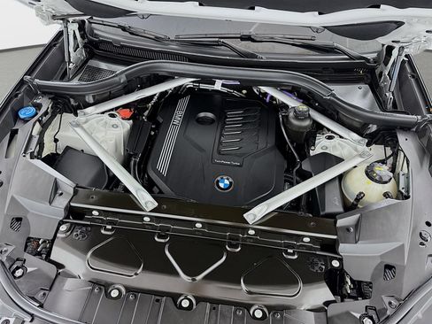 Used 2021 BMW X5 xDrive40i image 32