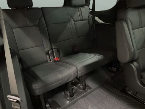 New 2026 Chevrolet Tahoe RST w/ RST Performance Edition AWD/4WD image 31