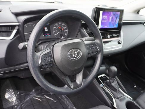 Certified 2025 Toyota Corolla LE image 11