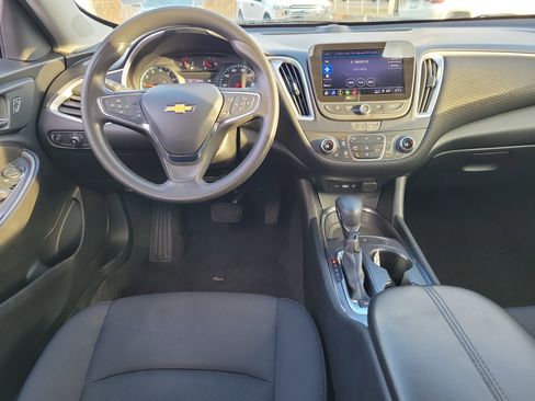 Used 2023 Chevrolet Malibu LT image 10