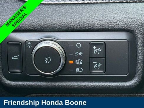 Used 2020 Ford Explorer ST w/ Premium Technology Package AWD/4WD image 24
