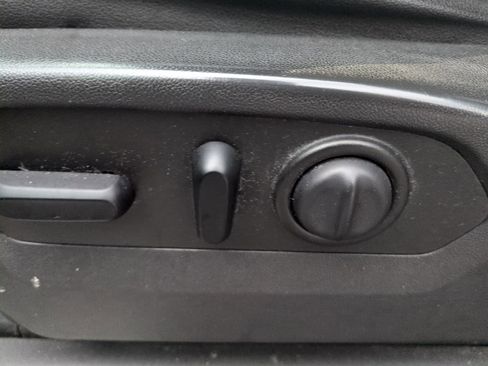 Used 2019 GMC Sierra 1500 SLT w/ SLT Premium Plus Package image 22