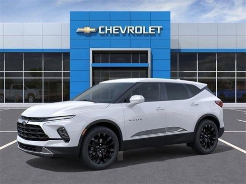 New 2026 Chevrolet Blazer LT w/ LPO, Black Sport Package image 15