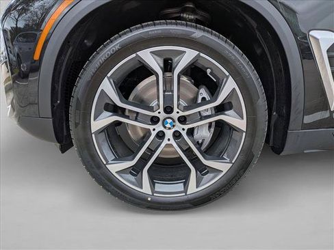 Used 2026 BMW X5 xDrive40i AWD/4WD image 10