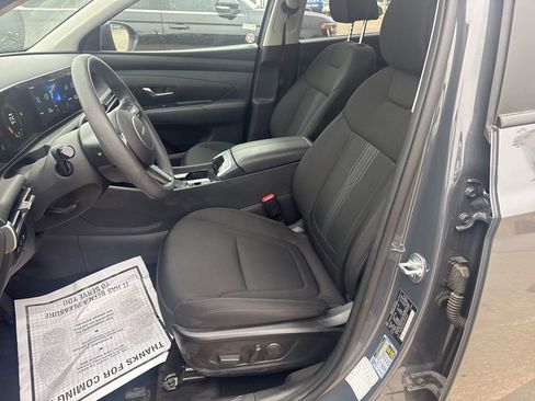 Used 2025 Hyundai Tucson SEL FWD image 18