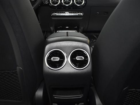 Certified 2024 Mercedes-Benz GLA 35 AMG 4MATIC image 36