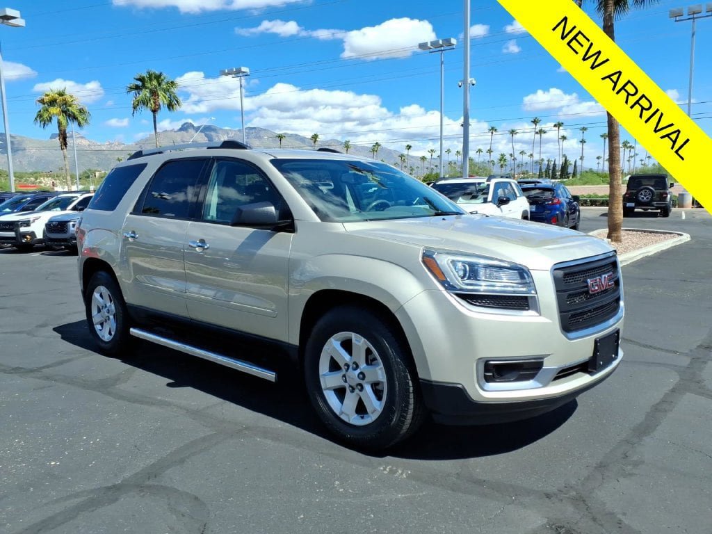 Used 2015 GMC Acadia SLE FWD image 1