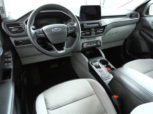 Used 2023 Ford Escape Active image 4