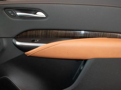 Used 2023 Cadillac XT4 Premium Luxury AWD/4WD image 11