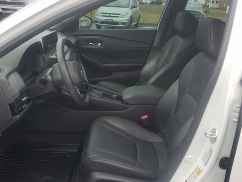 Used 2024 Honda Accord Sport image 13