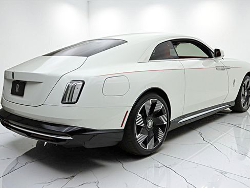 Used 2026 Rolls-Royce Spectre AWD/4WD image 12