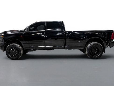 Used 2025 RAM 3500 Laramie w/ Night Edition AWD/4WD image 9