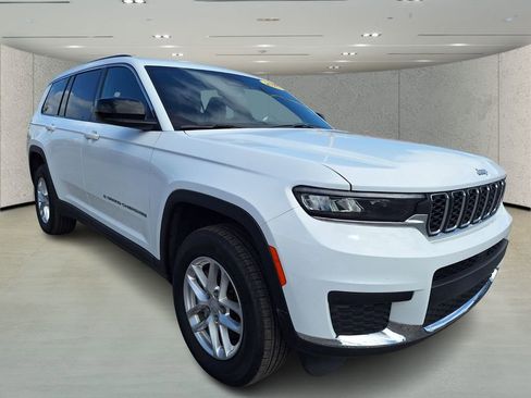 Used 2025 Jeep Grand Cherokee L Laredo w/ Luxury Tech Group I AWD/4WD image 7