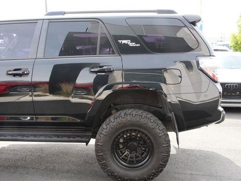 Used 2020 Toyota 4Runner TRD Off-Road AWD/4WD image 6
