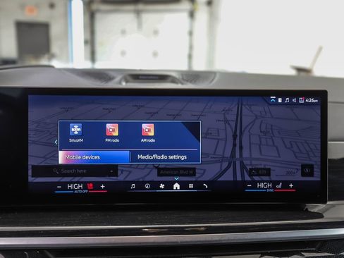 Used 2024 BMW X7 xDrive40i w/ Executive Package image 17