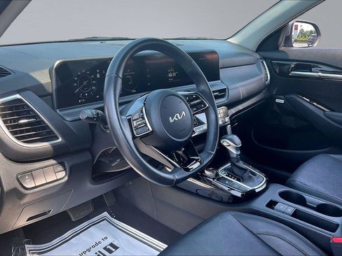 Used 2025 Kia Seltos SX AWD/4WD image 15