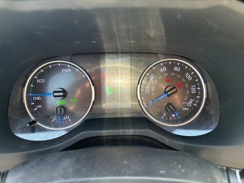 Used 2019 Toyota RAV4 XLE w/ Convenience Package AWD/4WD image 7