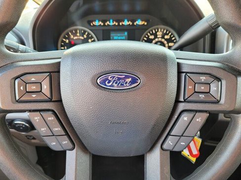 Used 2016 Ford F150 XLT image 21