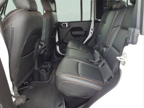 Used 2024 Jeep Gladiator Sport image 21