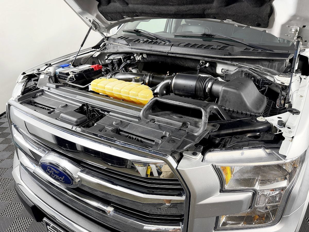 Used 2017 Ford F150 Lariat w/ Equipment Group 501A Mid AWD/4WD image 18