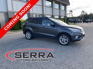 Used 2018 Ford Escape SEL AWD/4WD video 1