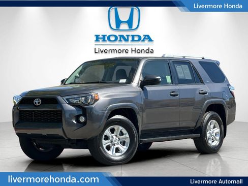 Used 2018 Toyota 4Runner SR5 AWD/4WD image 1