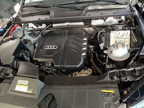 Used 2023 Audi Q5 2.0T Premium w/ Convenience Package AWD/4WD image 26