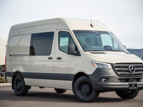 New 2026 Mercedes-Benz Sprinter 2500 image 3